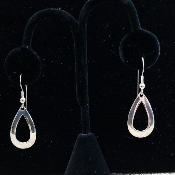 Jewelry - 925 Sterling Silver earrings
